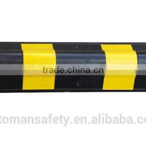 Recycled Rubber Round Parking Corner Guard With Yellow Reflective Tapes thumbnail-3