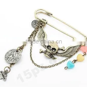 Wholesale Vintage Brooches thumbnail-1