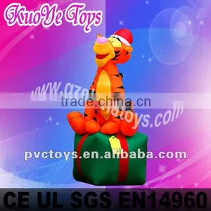 Inflatable Christmas Decoration thumbnail-1