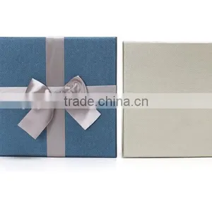 Logo Printed Small White Cardboard Gift Box thumbnail-3