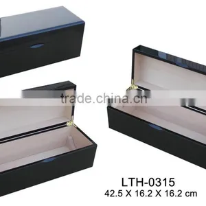 Luxury Finish Wooden Wine Packaging Box thumbnail-1