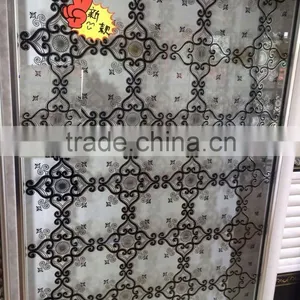 Professional Supplier Chinese Art Glass thumbnail-3