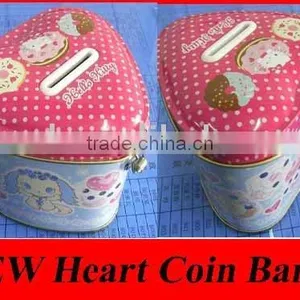 Heart Coin Bank With Padlock thumbnail-1