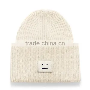 Unisex Knitted Ski Cap Beanie With Smiling Face Leather Patch thumbnail-2