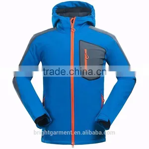 Waterproof Women Pink Outdoor Softshell Jacket Factory Price thumbnail-2