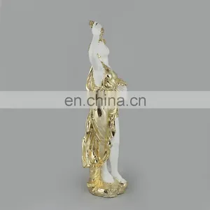 Lovely Polyresin Figurine thumbnail-4