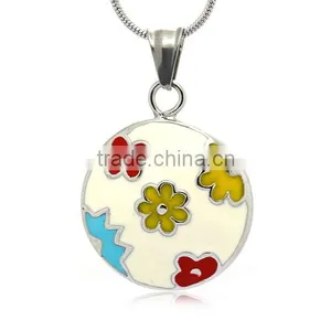 Wholesale Coin Flower Jewelry White Enamel Flower Pendant Fashion 316 Stainless Steel Medal Clothes Decoration for Women thumbnail-1