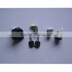 Kairui Auto Complete Cylinder Lock Broad Body Renren JMC QINGLING Pick up Truck Spare Parts thumbnail-2