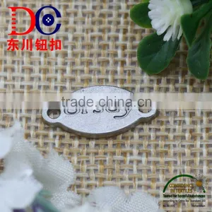 Factory Direct Sale Custom Engraved Logo Metal Plate for Jean Bags and Garment thumbnail-1