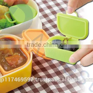Kids Lunch Bento Boxes Tools Accesories Food Cups Set Dividers Silicone Kitchenware Kechup & Mayo Sauce Holder Ontainer 75800 thumbnail-1