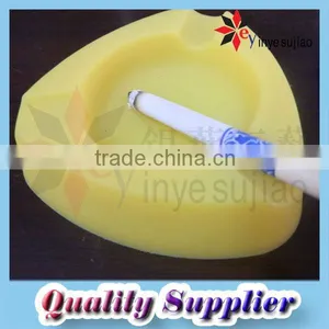 Silicone Pocket Ashtray thumbnail-1