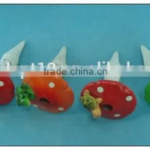 Factory Direct Sale Garden Decoration Ceramic Pottery Mushroom Plant Watering Spike thumbnail-3