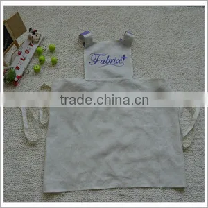 Linen Fabric Material Decorative Pockets With Criss-cross Ties Around Back Design Cooking Aprons thumbnail-2