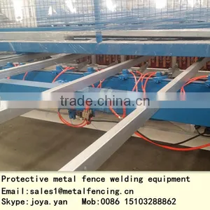 Hebei Supplier 2.5m Width Guard Fence Facility Flat Fence Panels Producing Equipment 2.5mm~5mm Metal Wire Mesh Welding Machine thumbnail-5