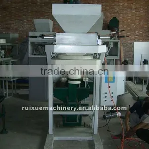 Flour Filling and Packing Machine (DCS-F) thumbnail-2