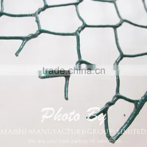 Hexagonal Weaved Wire Netting thumbnail-5