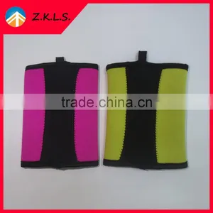 Neoprene Cup Bottle Sleeve With Magnet And Carabina thumbnail-3