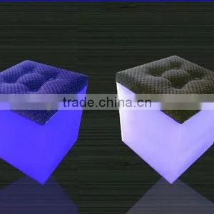Modern Fashion Solar Powered Colorful Lighting Plastic LED Cube for Sale thumbnail-2