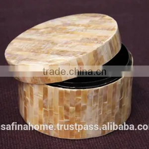Round Yellow Line Mother of Pearl Box thumbnail-1