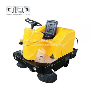 OR-C200 Industrial Road Sweeper thumbnail-3