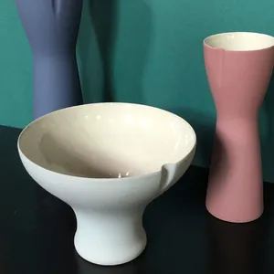 Simple Red Blue Wedding Decoration Color Ceramic Vase For Home Decor thumbnail-3