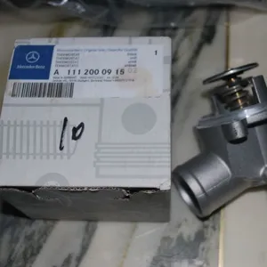 BENZ C180/E260/E300/C200 Coolant Thermostat thumbnail-1