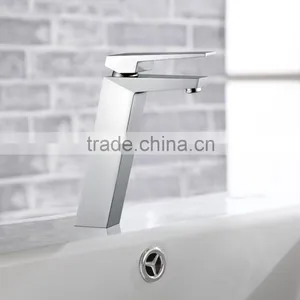 Solid Brass Chrome Plated Single Handle Water Tap thumbnail-4