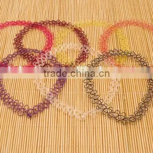 Noverty Simple Design Plastic Necklace thumbnail-1