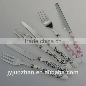 Fruit Fork Knife Sets With High Mirror Polish and Ceramic Handle thumbnail-5