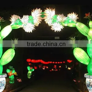 Outdoor Plant Passageway Lantern thumbnail-1