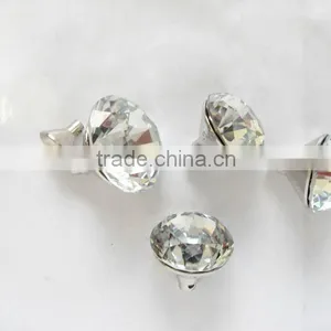 Cheap Crystal Sofa Buttons, Crystal Buttons, Crystal Glass Buttons in Bulk thumbnail-1