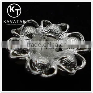 Good Quality NK017 Metal Flower Lead Free Metal Shank Rhinestone Buttons thumbnail-4