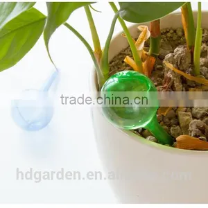 Colored Plastic Ball Shaped Automatic Waterer for Pot Plant Flower Watering Balls thumbnail-2