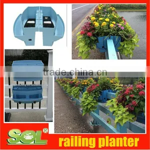 Artificial Vertical Garden Planter Decorative Garden Fencing thumbnail-1