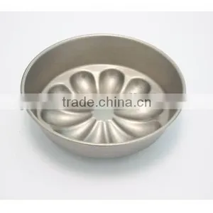Windmill Shaped Iron Baking Cake Mould thumbnail-4
