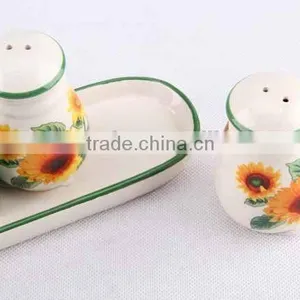 New Design Hot Selling Cruet Set With Napkin Holder Ceramic Set thumbnail-4