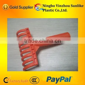 Nine Teeth Multi-purpose Rake thumbnail-1