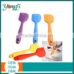 Factory Wholesale Colorful Silicone Dough Scraper thumbnail-3