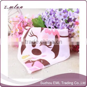 Wholesale Triangular Cotton Bibs With Buttons thumbnail-2