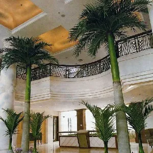 Pre-Assembled Date Palm Tree Decor - Quick Installation Faux Palms for Ramadan/Eid Festival Events & Shopping Center thumbnail-1
