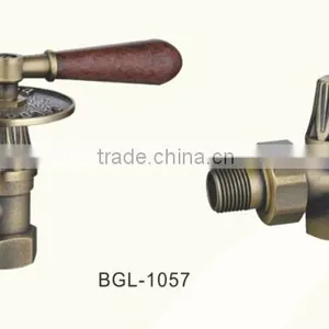 Classical Radiator Valves Full Brass thumbnail-2