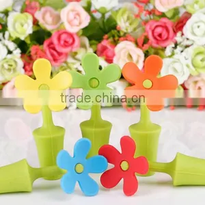 100%food Grade Silicone Material Keep Fresh Unti-dust Airtight Silicone Screw Wine Stopper thumbnail-5