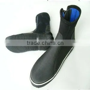 Neoprene Snowboard Boots (item:BT7) thumbnail-1