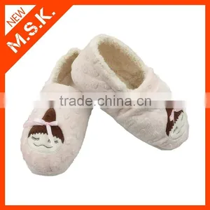 2015 New High Quality Comfort Warm Women Winter Slippers thumbnail-1
