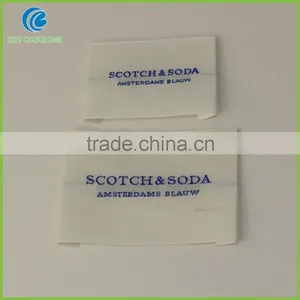 China Customized Brand Name Fabric Cloth Garment Label Woven Cheap Clothing Labels thumbnail-4