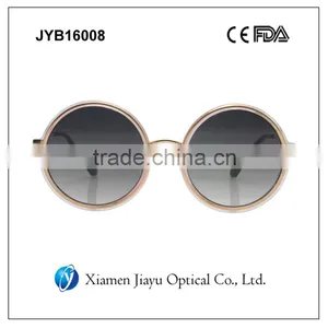 Retro Round Sunglasses With Plastic and Metal Frame thumbnail-2