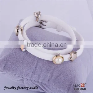 2016 Sports White Frozen Silicone Bracelet thumbnail-1