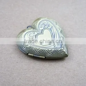40mm Big Heart Shape Vintage Style Antique Bronze Brass Flower Photo Locket Pendant Charm DIY Supplies 1131007 thumbnail-2