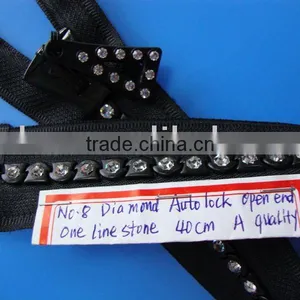 Close End and Auto-lock Slider Diamond Zipper thumbnail-1