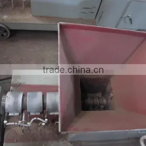 Making Briquette is Fast Wood/biomass Briquette Extruder Machine Manufacturer thumbnail-5